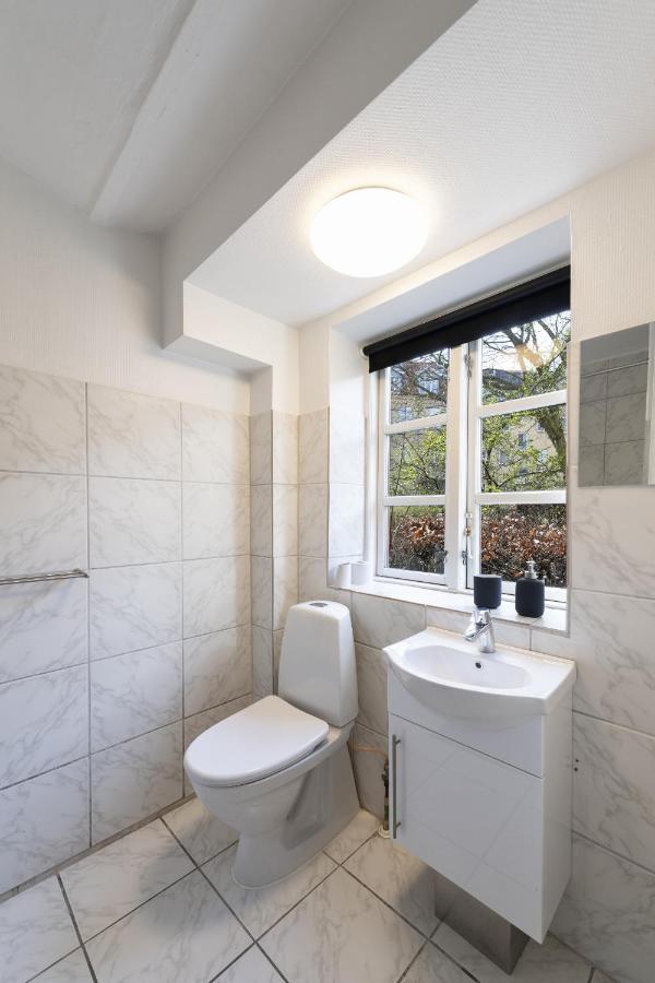 Aday - Apartment Suite 1 Aalborg Center ภายนอก รูปภาพ